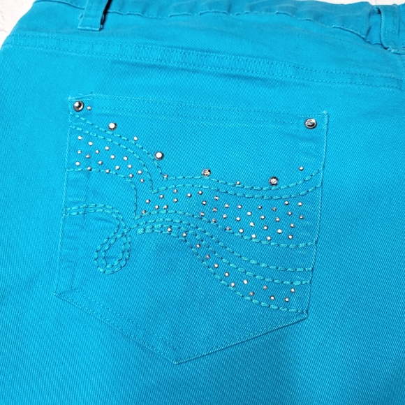 Faded Glory Turquoise Blue Shorts - Rhinestone Accents - Size 20W - Picture 3 of 10